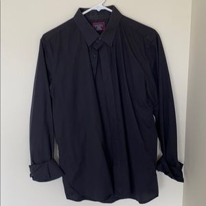 Untuckit Medium Slim Fit Black Button Down